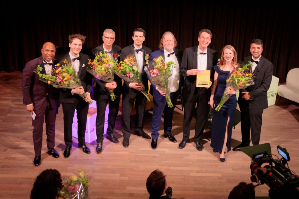 Van links naar rechts: Humberto Tan, Vlam AI, Theta, Kickstart AI, De AI-Fabriek, GPT-NL en Erdinç Saçan.